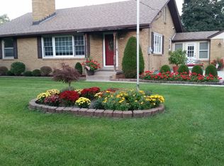 7553 County Road V, Caledonia, WI 53108