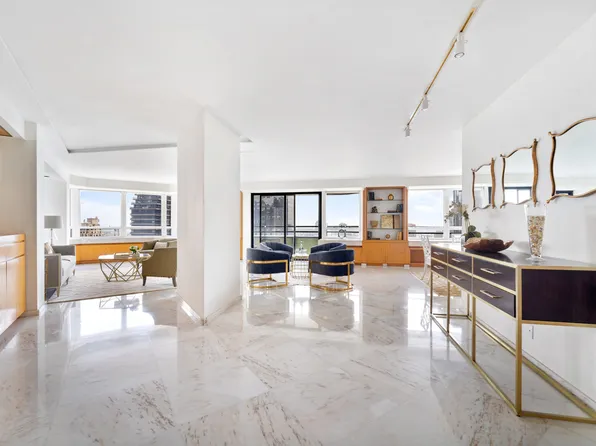 240 East 47th Street image 1 of 16