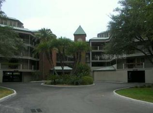 927 Seddon Cove Way, Tampa, FL 33602