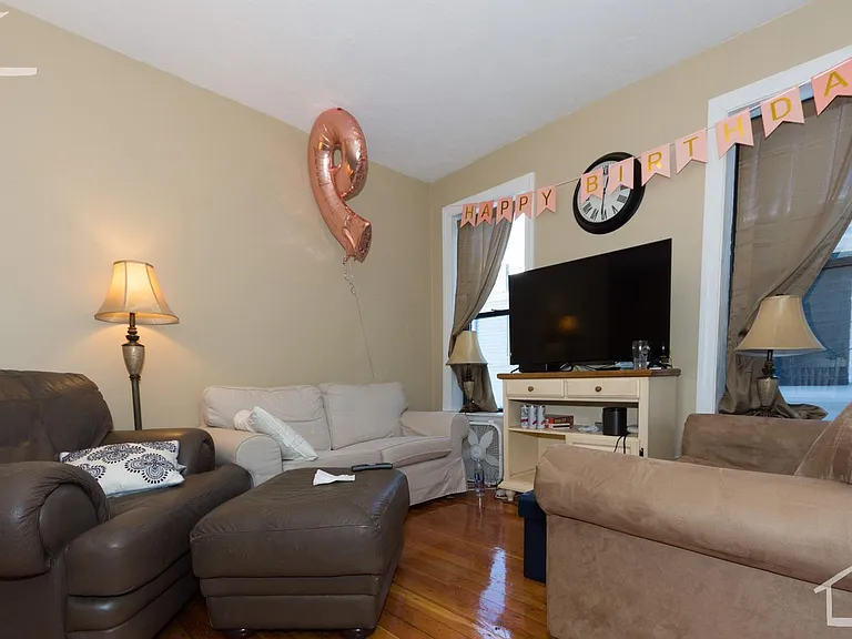 17 Highgate St #103 — Photo 2