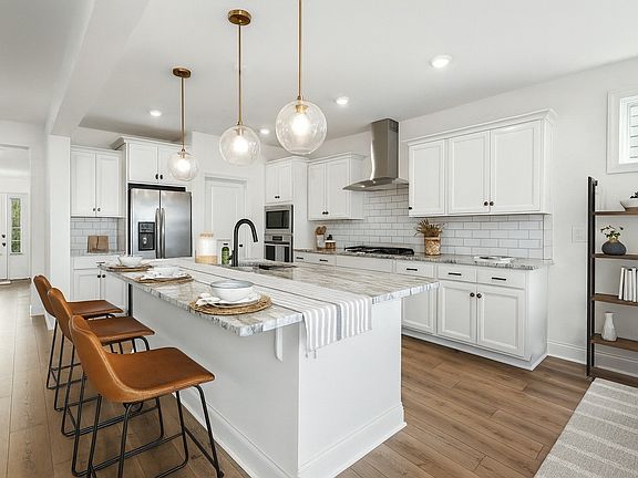 4th image of 305 Rawling Ln