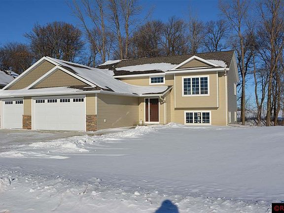 2nd image of 38 Balsam Ln