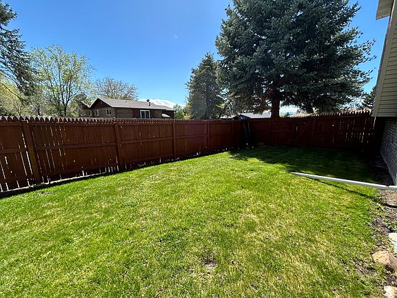 5th image of 7695 S Mountain Estates Dr