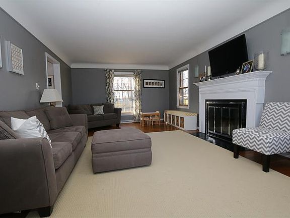 3rd image of 7029 Miami Hills Dr