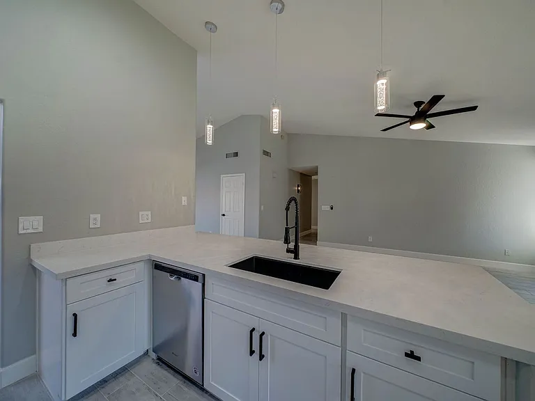 8940 E Palm Ridge Dr — Photo 13