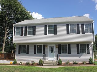 88 Camden St, Fairfield, CT 06825