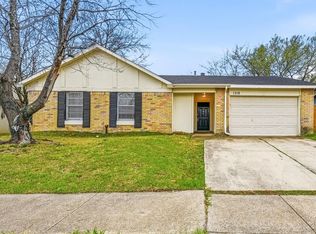 1718 Dorchester Dr, Arlington, TX 76014