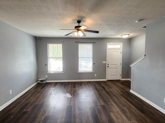 2nd image of 855 Westlawn Drive