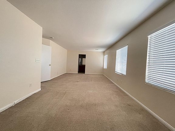 4th image of 7492 Mulgrave Ct