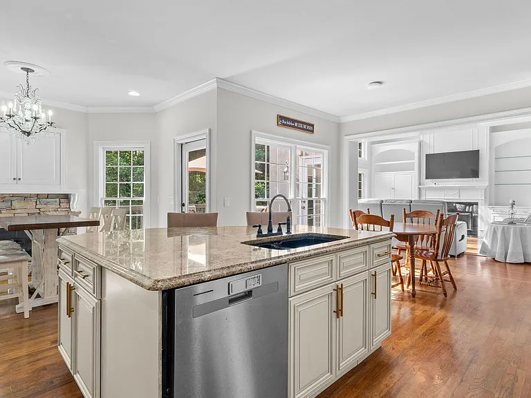6227 Lake Vista Cir — Photo 18