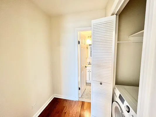 Rented by A&E Real Estate Management | media 7