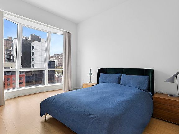 5th image of 515 W 18th St APT 719