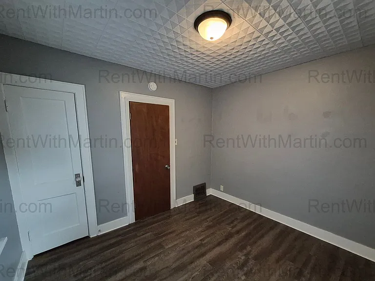 1212 Forest Ave — Photo 10