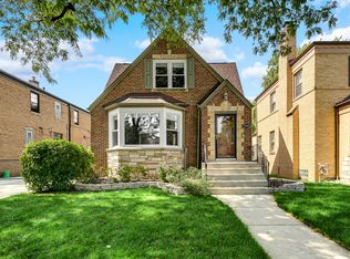 9800 S Oakley Ave, Chicago, IL 60643