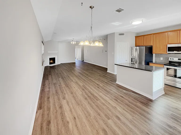 1612 Bluebird Dr — Photo 8
