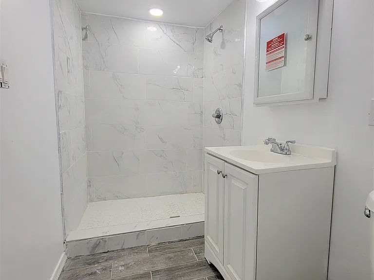 4619 Naples St — Photo 5