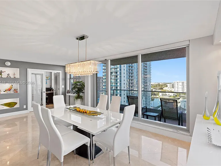 1920 S Ocean Dr #17D — Photo 3