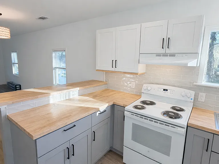 5439 Attaway St — Photo 5