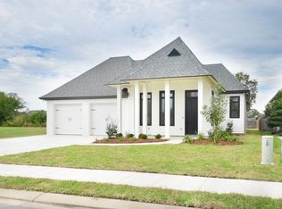 113 Tortoise Ln, Broussard, LA 70518