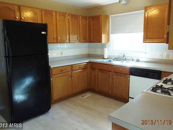 2nd image of 8000 Cloverhill Ct