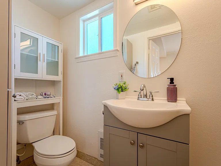 891 Lori Ave — Photo 23