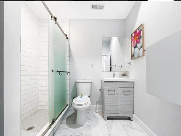 2211 Moore St #2 — Photo 11