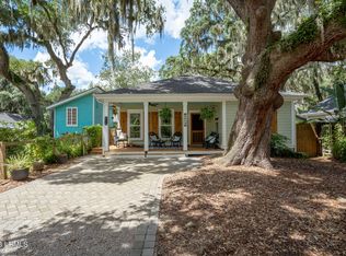 1014 13th St, Pt Royal, SC 29935