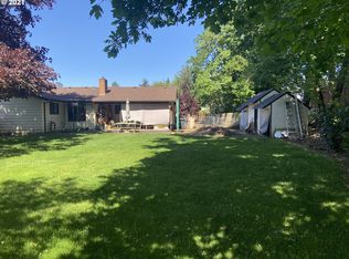 885 SW Canterbury Ct, Dallas, OR 97338