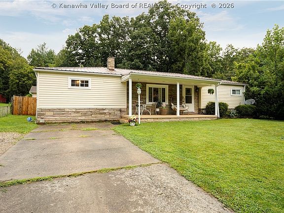 3rd image of 458 Midway Rd