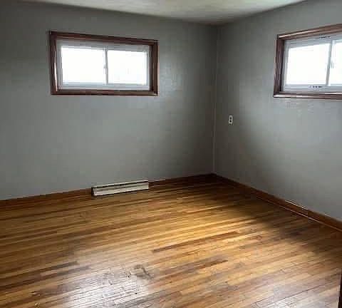 5th image of 401 E Marietta St APT B