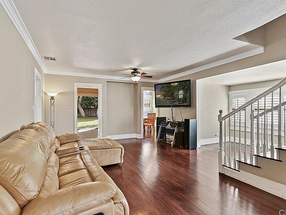 5th image of 812 Coronado Ave