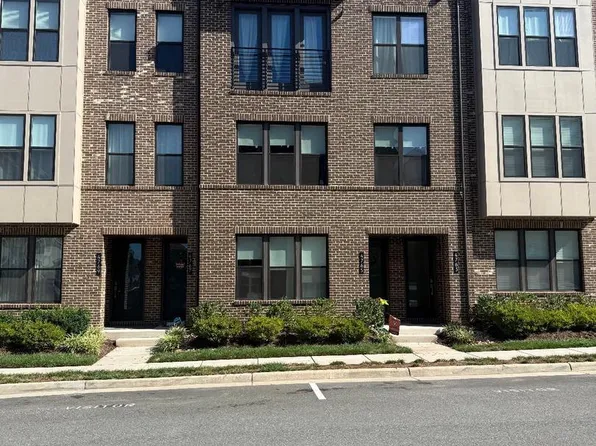 4763 Tatum Mill Way Unit 204, Chantilly, VA 20151