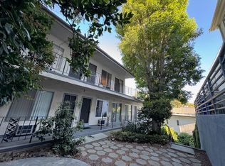 11993 Laurelwood Dr #5, Studio City, CA 91604
