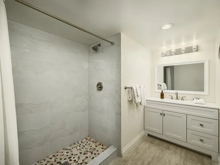 20780 Fortuna Del Norte — Photo 24