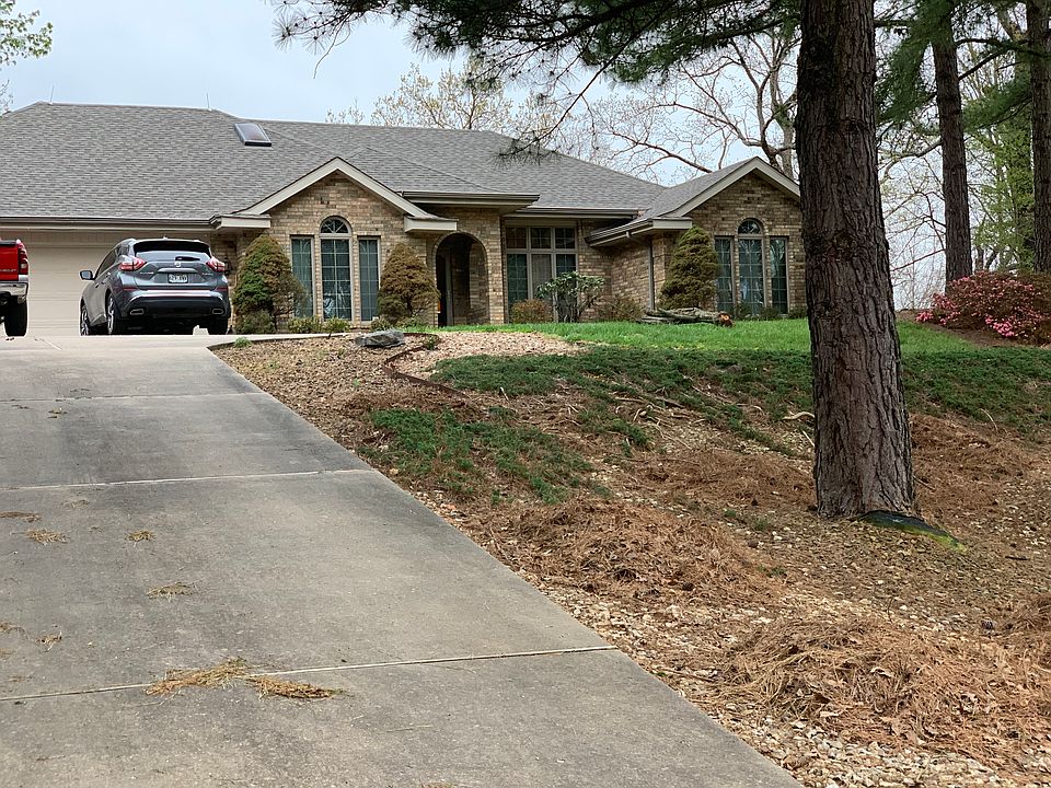 1st image of 23 Eddleston Dr