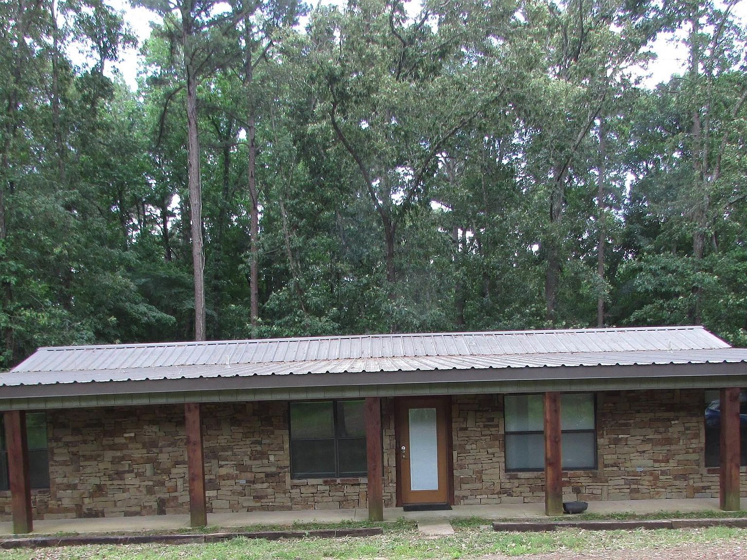 にんて 10878 Fm 19, Frankston, TX 75763 | MLS #26006644 | Zillow