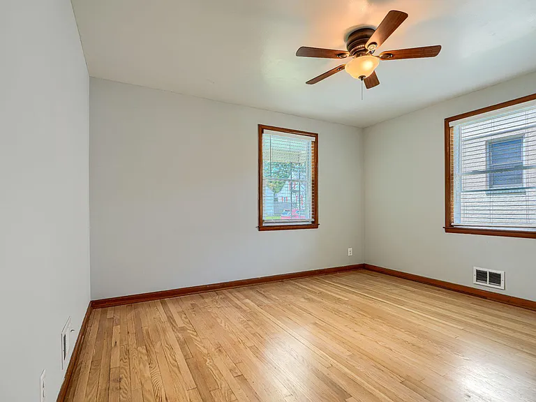 4118 Slater Ave — Photo 10