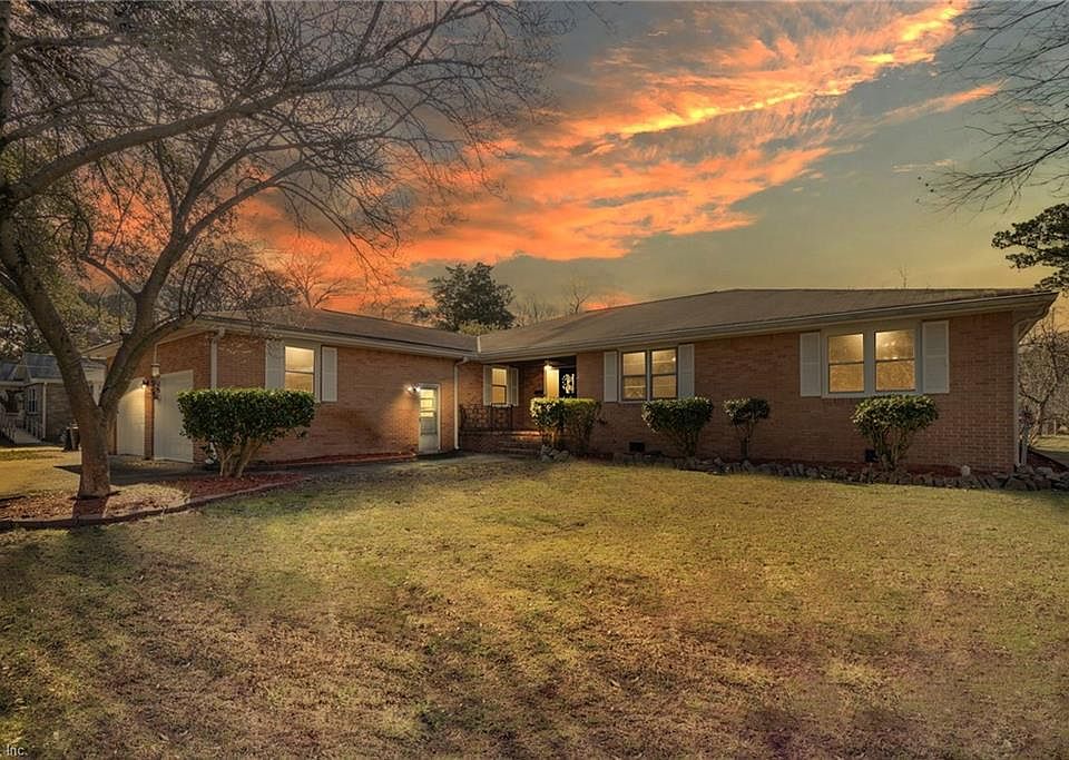 1st image of 7090 Kirby Cres