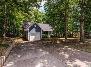 182 Springwood Dr, Denver, NC 28037