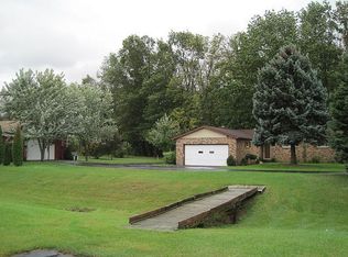 13820 County Home Rd, Bowling Green, OH 43402