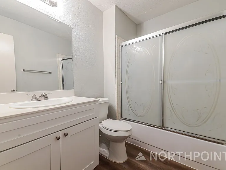 3464 Livingston Ln — Photo 14