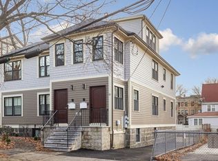 23 Winslow Rd #1, Brookline, MA 02446