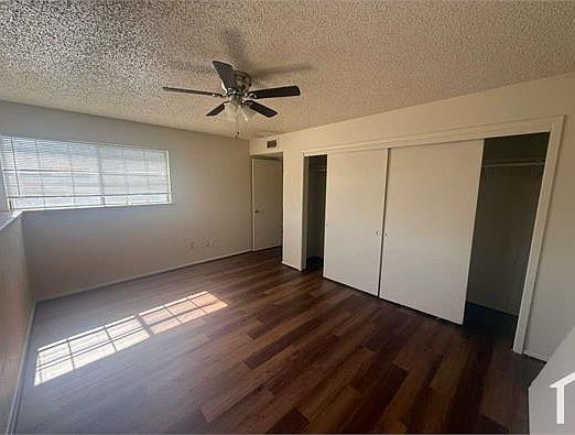 4th image of 12812 Woodbend Ct