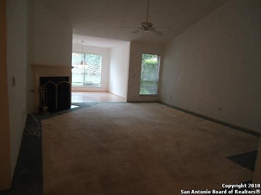 4th image of 10430 Trailway Oak