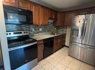 77 Colonel Bell Dr APT 4, Brockton, MA 02301