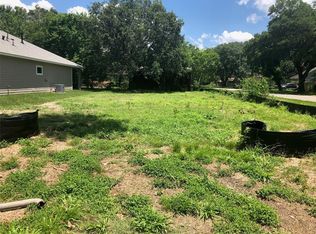 1504 W Blum St, Alvin, TX 77511
