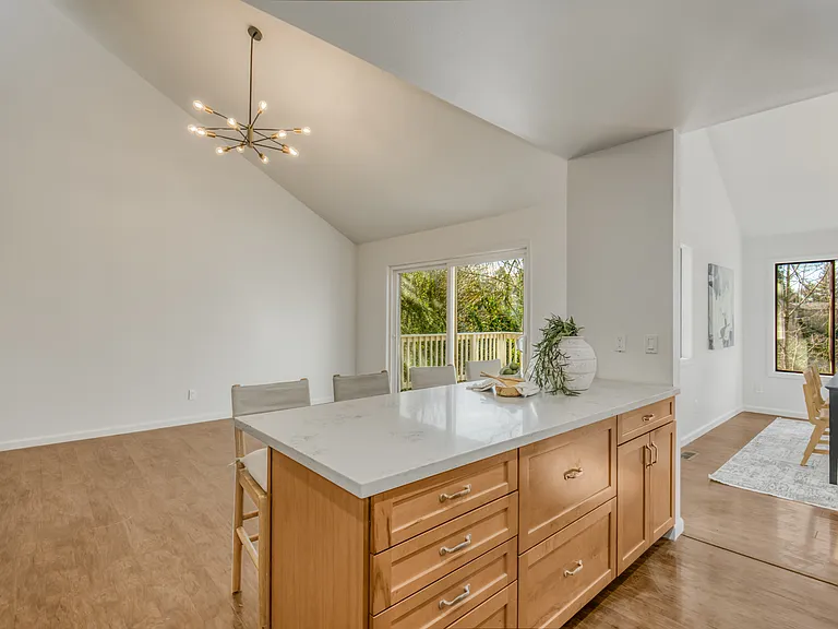 11525 SE Flavel St — Photo 12