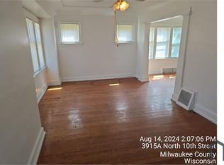 3915 N 10th St, Milwaukee, WI 53206