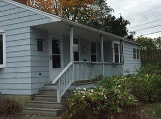 19 Prospect St, Groton, CT 06340