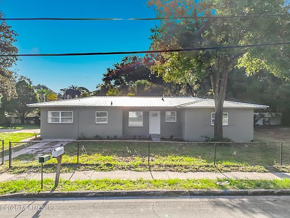 2nd image of 401 HUSSON Avenue